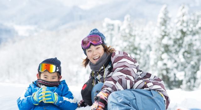 スキーのツアーバスは道具の輸送が楽 スキーのツアーバスは道具の輸送が楽